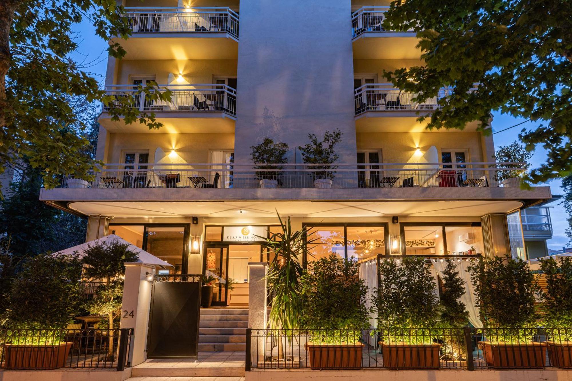 De La Ville Hotel Cattolica Buitenkant foto